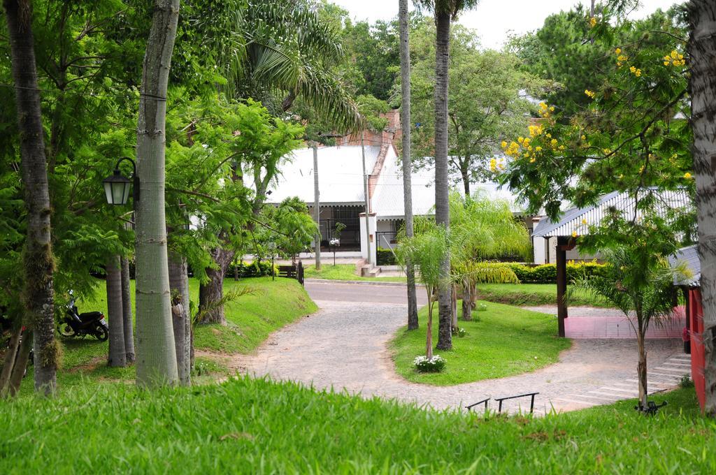 Rio Arriba Suites & Apartments & Resto 벨라비스타 외부 사진
